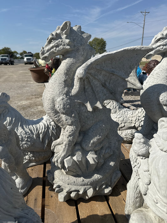 Dragon - Sitting Large 32" tall