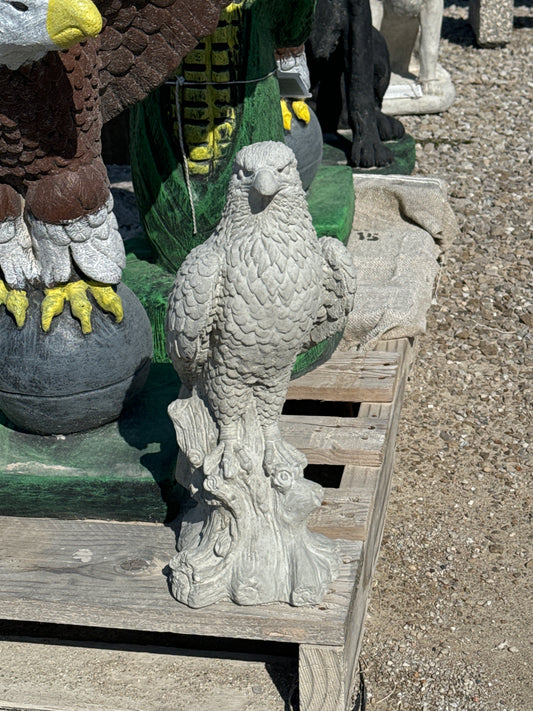 Eagle - Small on Stump 16" tall