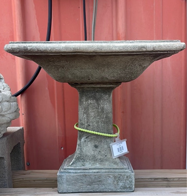 Avery Bird Bath