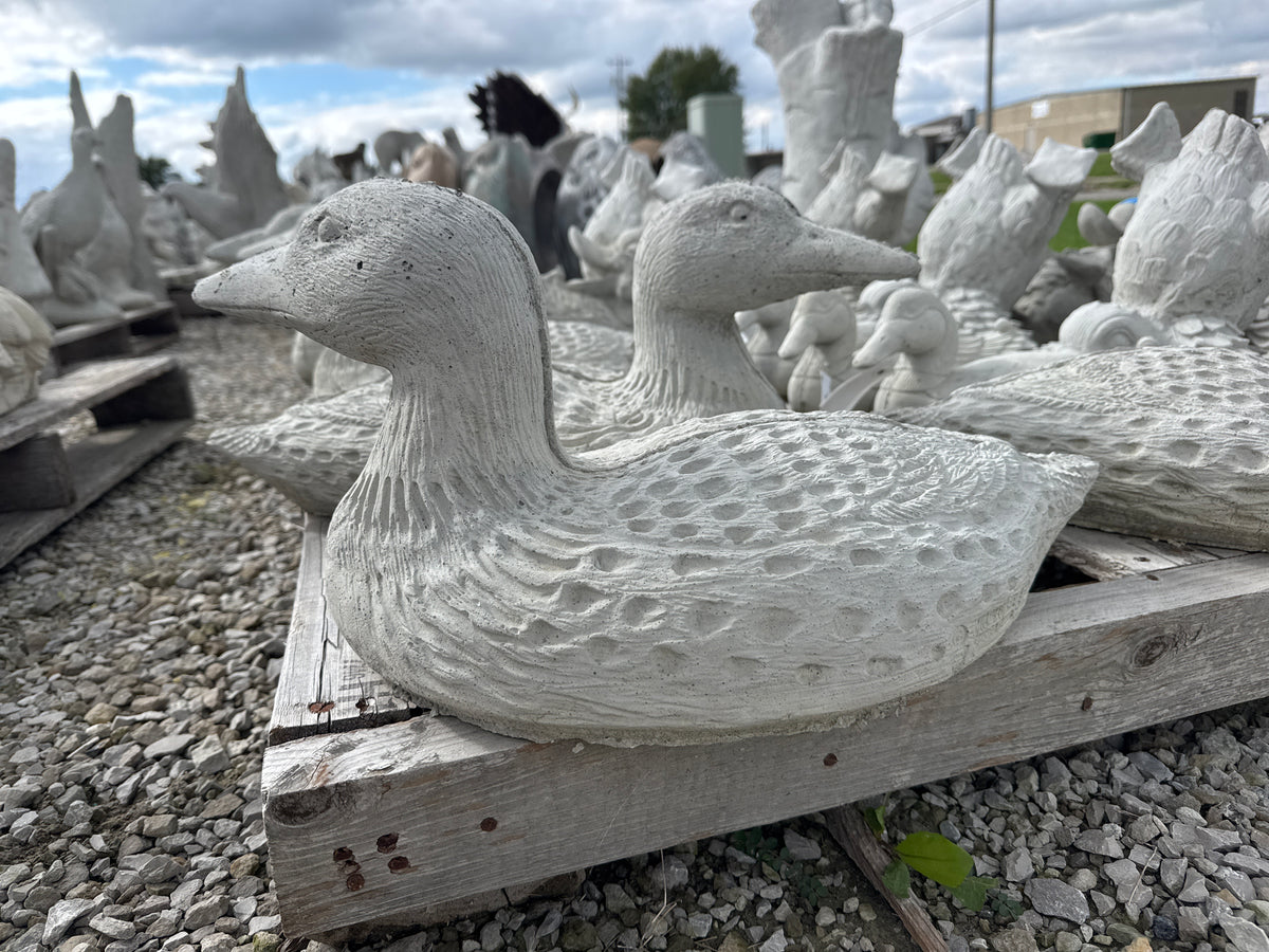 Duck - 9" tall